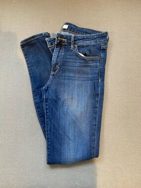Abercrombie & Fitch Deep Blue Denim Jeans